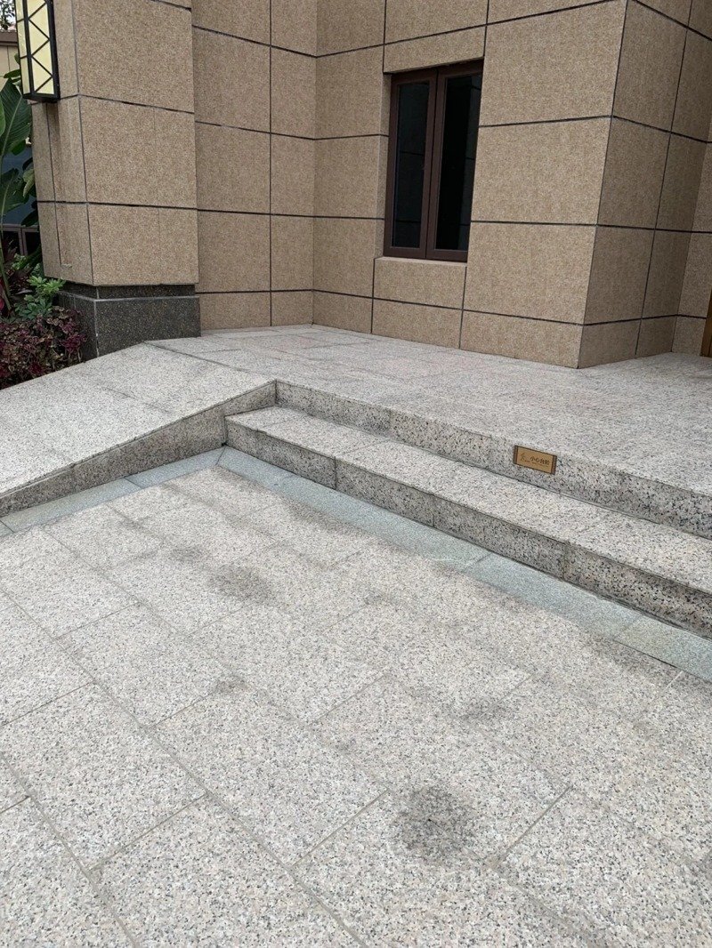 別墅火燒板鋪裝效果圖